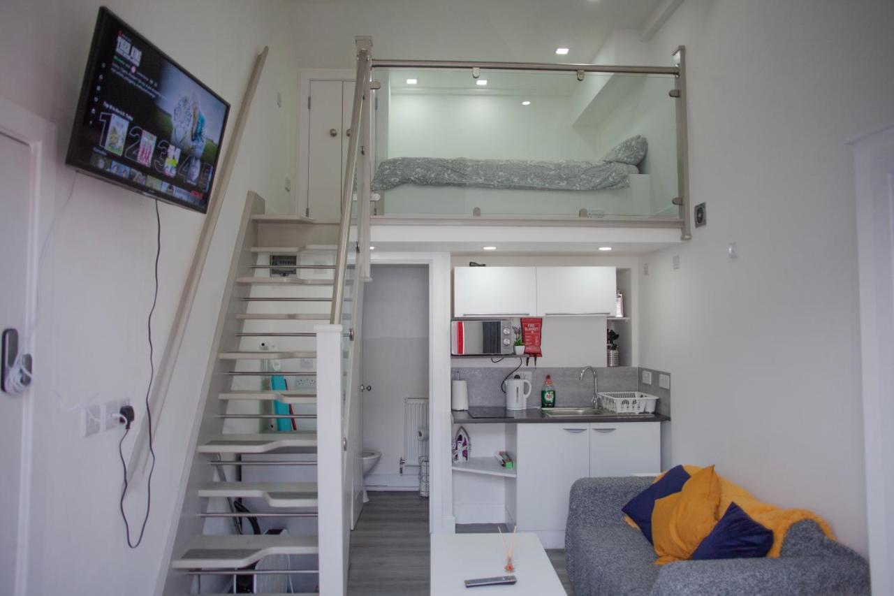 Modern & Stylish Studio In Reading Centre Apartment Ngoại thất bức ảnh