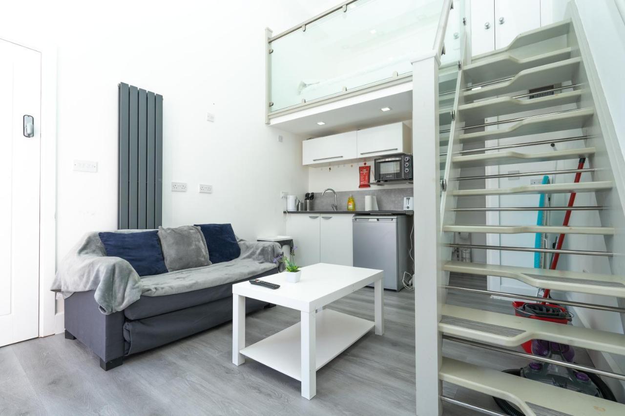 Modern & Stylish Studio In Reading Centre Apartment Ngoại thất bức ảnh
